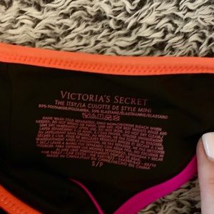 Victoria's Secret Swim - Victoria’s Secret ITSY bikini bottoms Victoria's Secret Swim - Victoria’s Secret ITSY bikini bottoms